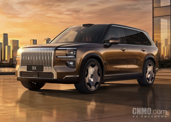 吉利汽车集团首次亮相巴黎车展 多款全球车型欧洲首秀