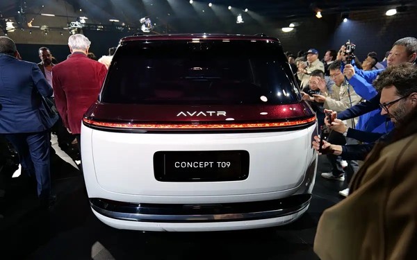 阿维塔T09概念版巴黎首秀 定位50万级大型六座SUV 阿维塔T09概念版巴黎首秀 定位50万级大型六座SUV