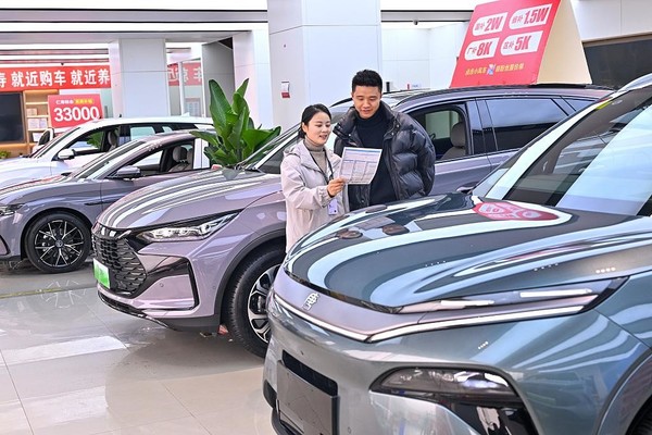 价格战之外 中国车企还面对同质化和利润双重压力