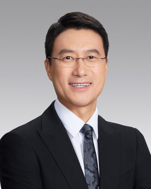 华为何刚 华为高层职务调整 何刚升任董事并继续担任终端BG CEO
